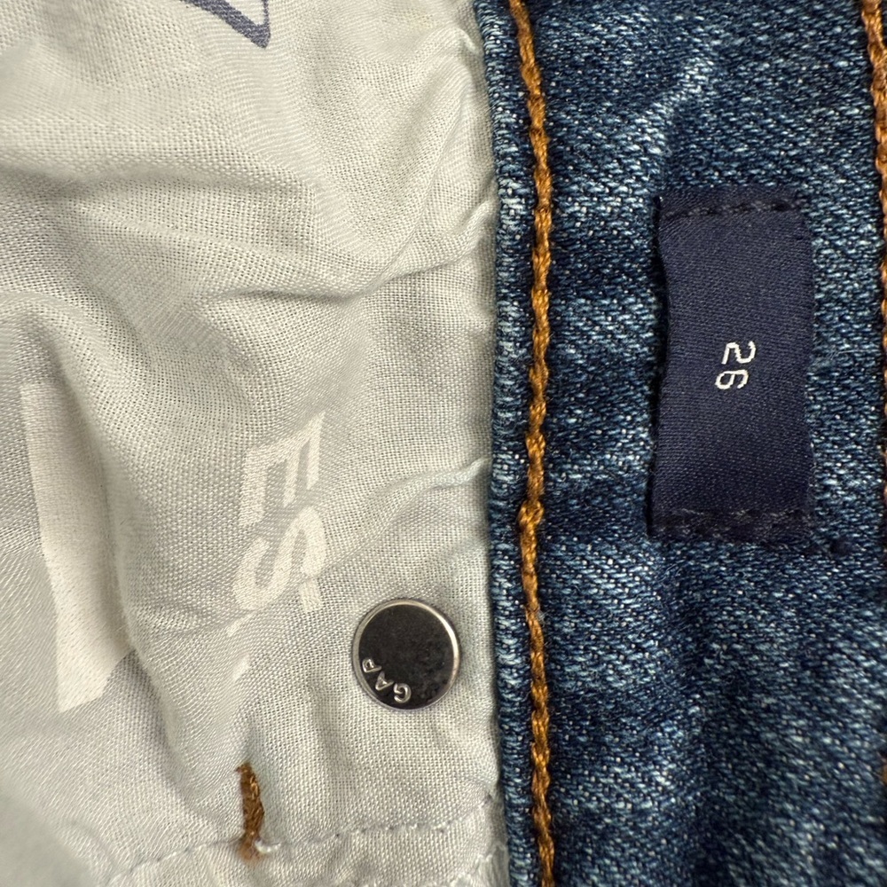 GAP Women's Distressed Blue Jean Shorts - Picture 8 of 8